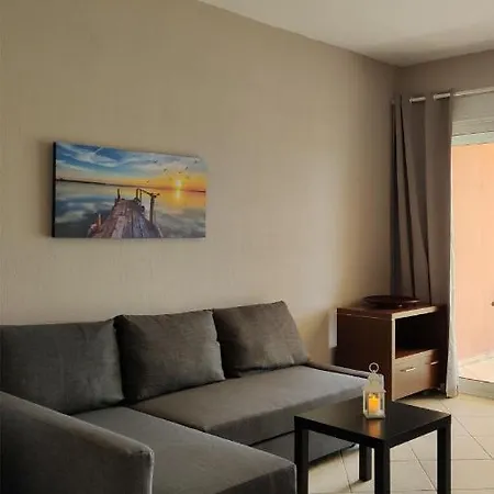 בית נופש Sithon - Seafront House *