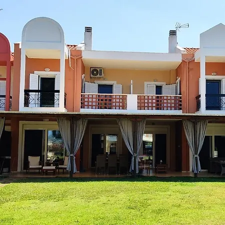 בית נופש Sithon - Seafront House *